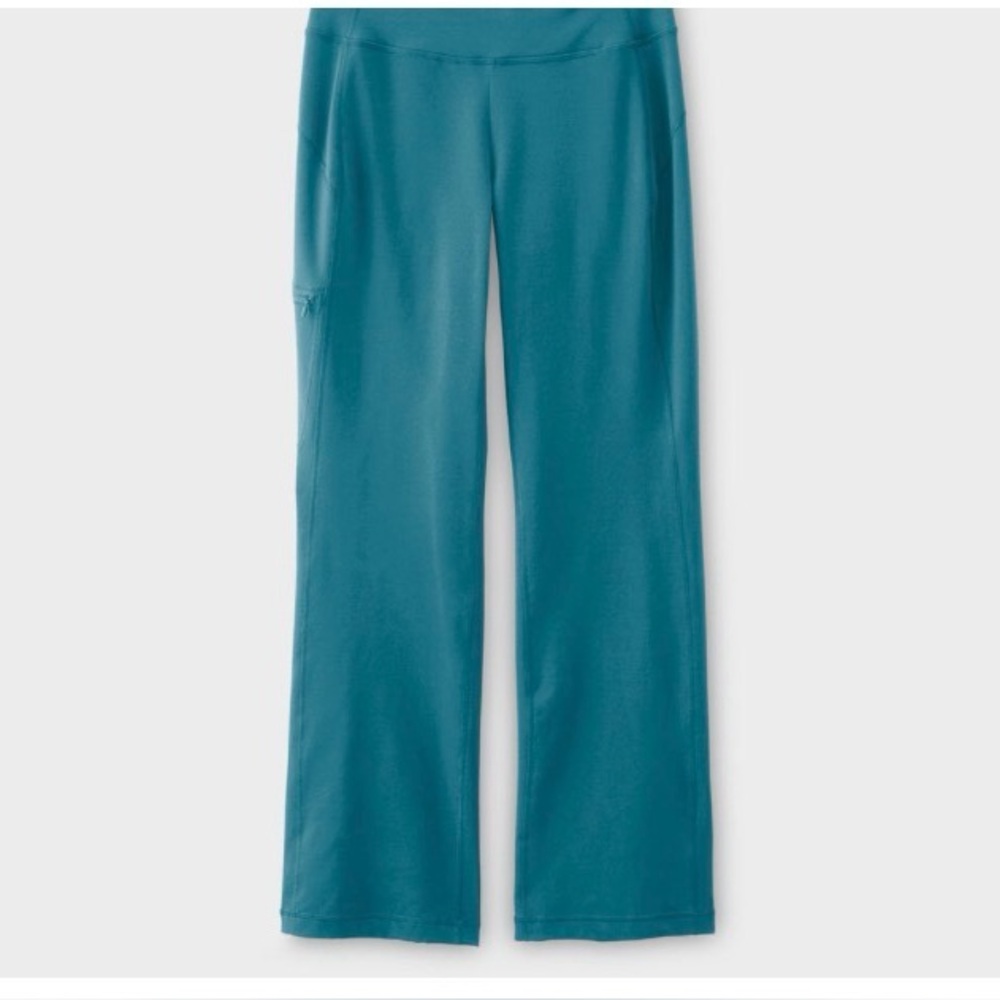 Women's NoGA Classic Bootcut Active Pants - Medium